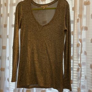 Soft grey long sleeve v neck